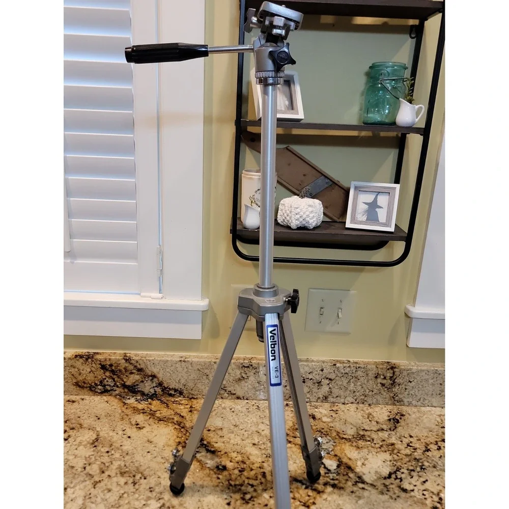 Velbon VE-3 Camera Tripod Vintage Aluminum Adjustable. 60